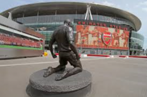Here lies a statue of Thierry Henry outside Emirates stadium in England. This statue above shows his contribution and personal accolades he has achieved on the team. He will be missed by Arsenal fans everywhere. Picture from public domain.