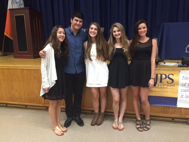 +Left+to+right+Lara+Cwass%2C+Demetri+Mihalios%2C+Jenna+Kahn%2C+Amanda+Rosenblatt%2C+and+Gabriella+Martini+officially+inducted+into+NHS.+Picture+by+Alicia