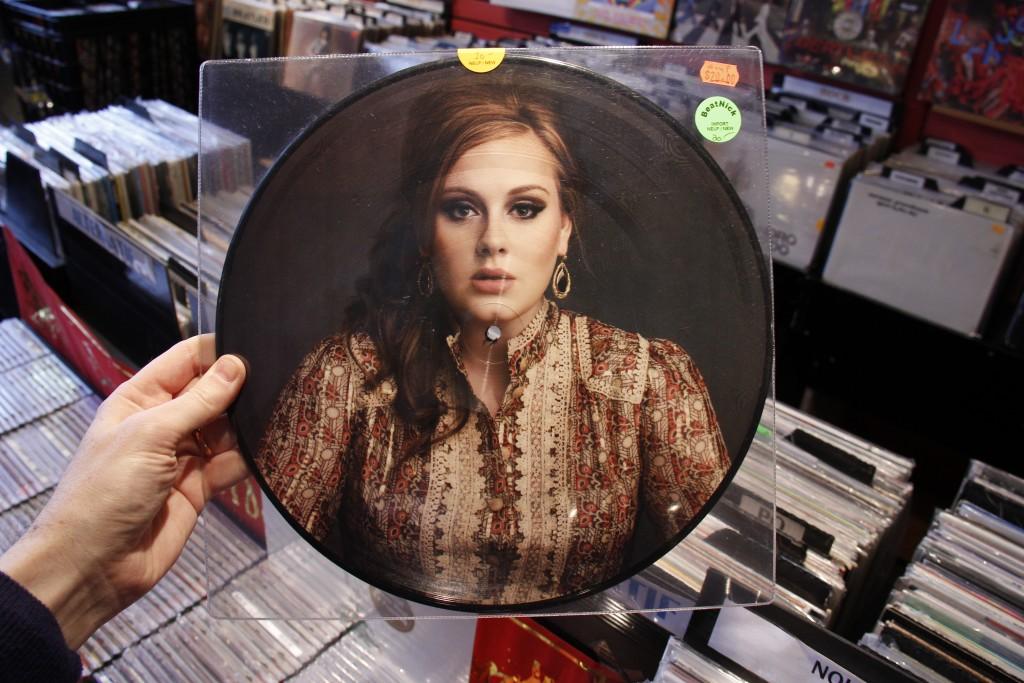 Photo of Adele as she makes her big come back with her album 25 after 3 years of taking time off. Attributed to @HayeurJK from Flickr .